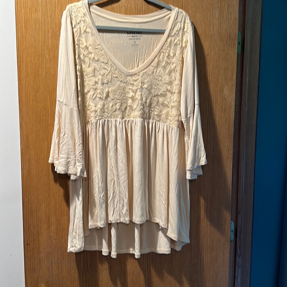 Torrid hi low top